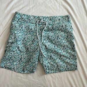 ACA JOE swim shorts size 34. Floral blue green.
